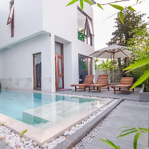 World Hoi An